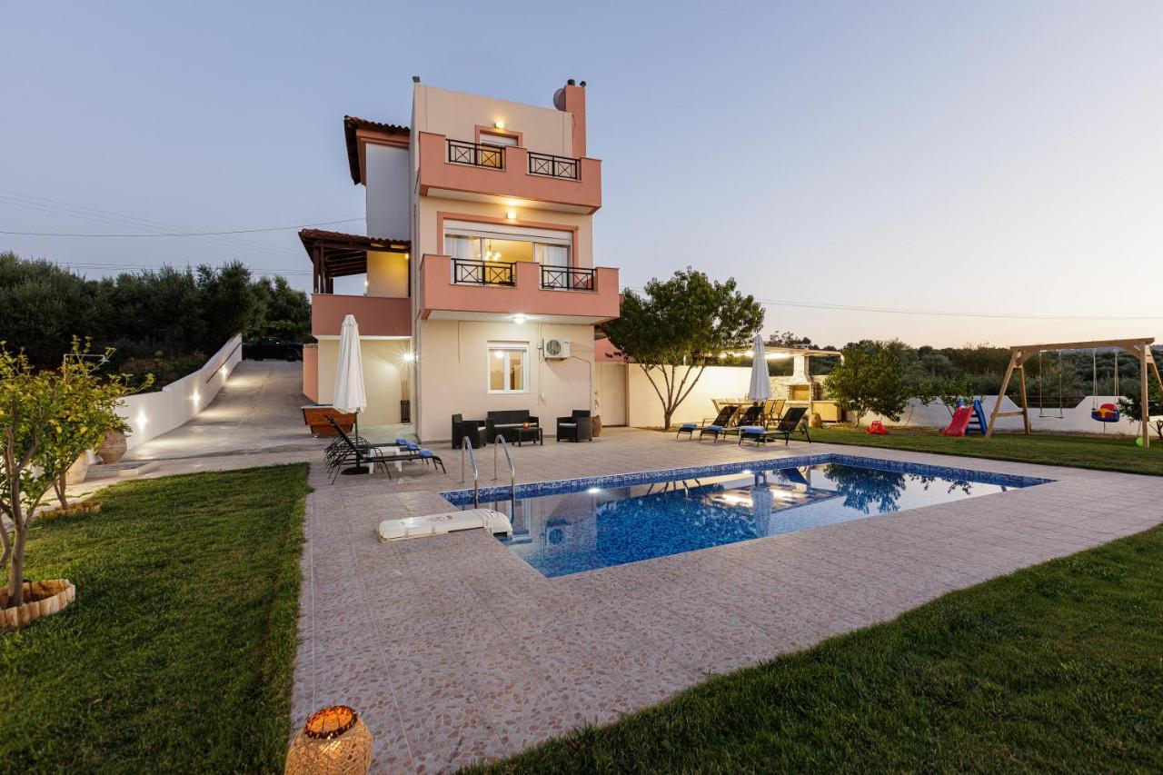 Marina Villa, A Nature Inspiring Retreat Perama  Екстер'єр фото