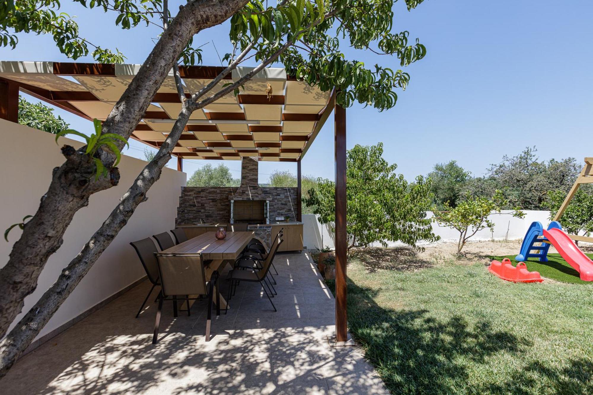 Marina Villa, A Nature Inspiring Retreat Perama  Екстер'єр фото