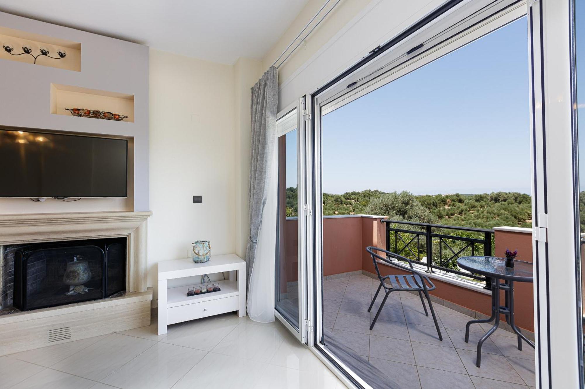 Marina Villa, A Nature Inspiring Retreat Perama  Екстер'єр фото