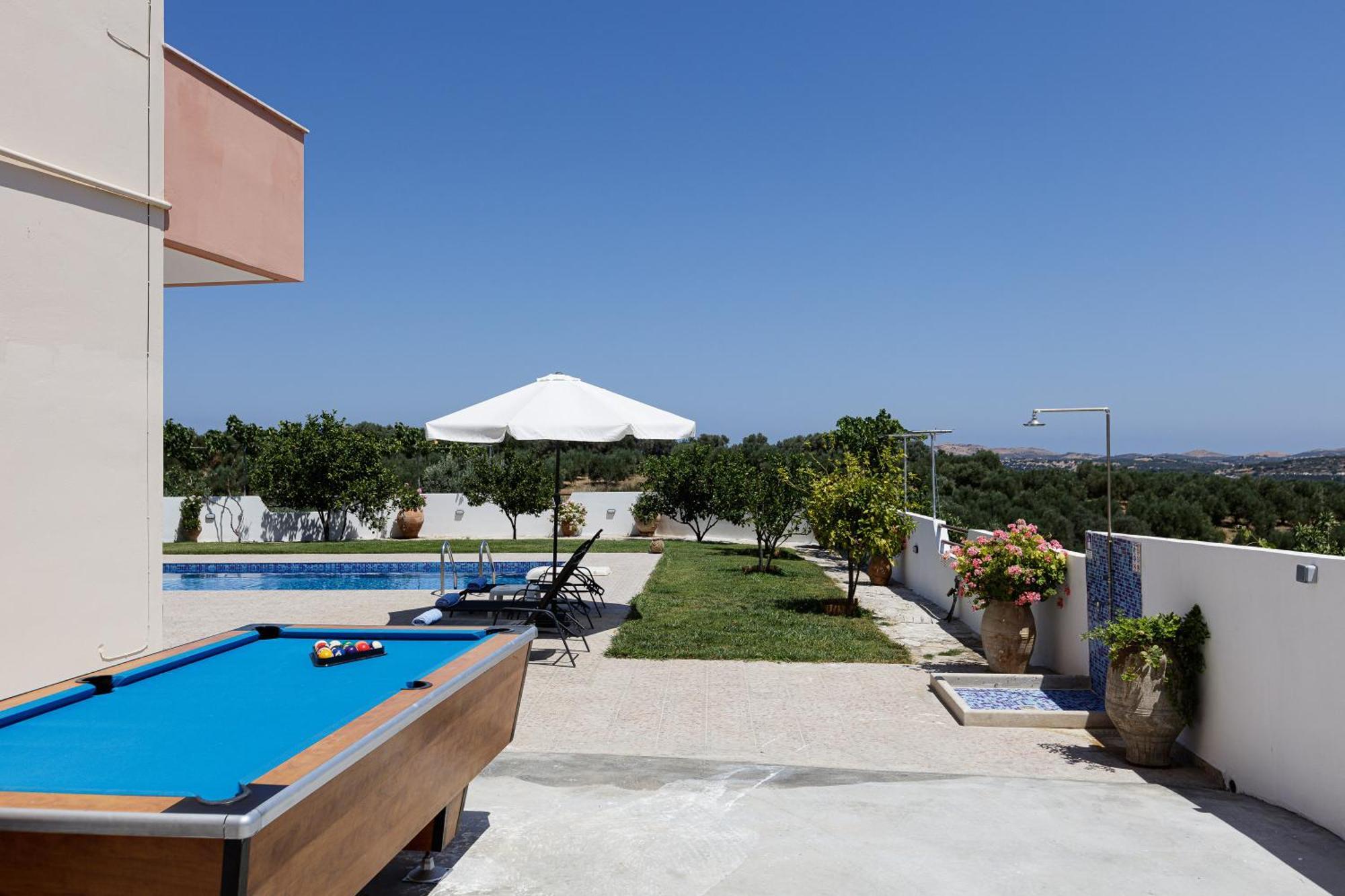 Marina Villa, A Nature Inspiring Retreat Perama  Екстер'єр фото